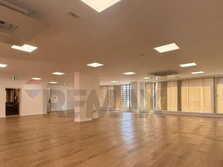 UFFICIO ESCLUSIVO IN AFFITTO VICINO ALL'HILTON  ID:530491012-138