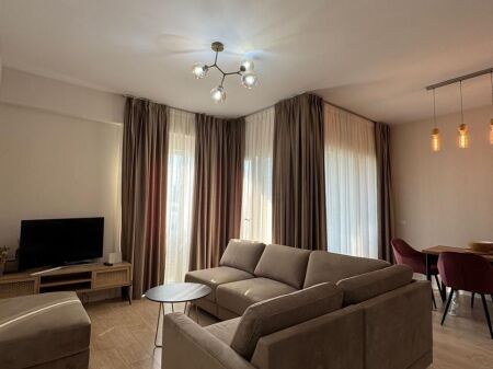 Apartament 1+1 per qira tek Rruga e Kosovareve.