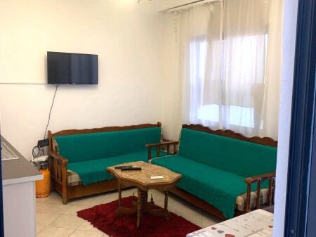 Tirana, appartamento 1+1 in affitto, 1° piano, 50m2.