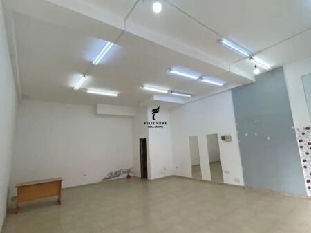DYQAN ME QERA 61.5 M2 YZBERISHT 65.000 LEKE FH-76413