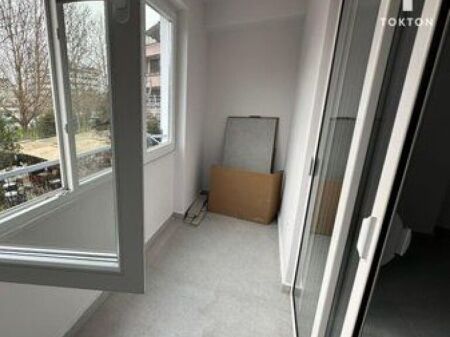 QIRA, APARTAMENT (AMBIENT BIZNESI), BRRYLI, TIRANË