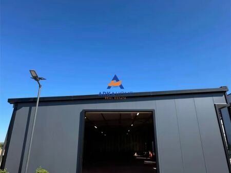 WAREHOUSE FOR RENT 240M2 "IN VALIAS" 70,000 LEKE