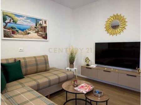 Apartament 1+1 Me Qira në Plazh, Durrës 50m Larg Detit ! 600 € /Muaj