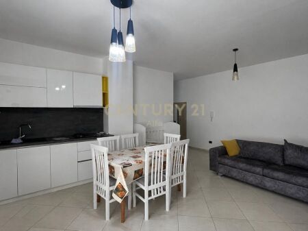 Shitet apartament 2+1 ne hyrje te Freskut! 162,200 €