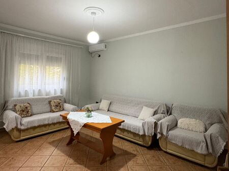 🏡 Jepet me Qera Apartament 1+1 📍 Laprakë