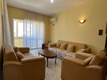 Shitet Apartament 2+1 | Pallati i Sportit, Durrës