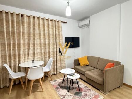 JEPET GARSONIERE 35 M2 ME QIRA TE RRUGA E DIBRES 40.000 LEKE