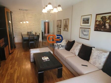Ne Laprake, Shitet Apartament 3+1+2 Me Orientim Perfekt!!!