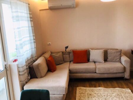 APARTAMENT ME QERA 1+1 QENDER 65.000 LEKE FH-76594