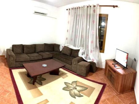 JEPET ME QERA APARTAMENT 1+1 TEK SELVIA, RRUGA GJON BUKUZU , 500 EURO
