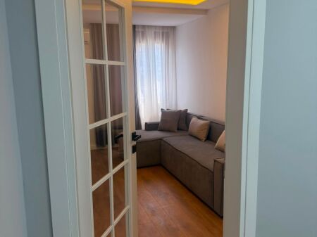 Shiten 3 apartamente 1+1,Mozaiku i Tiranës