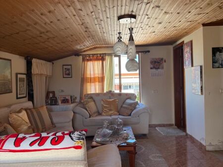 Shitet apartament 2+1 me dy veranda, prane fushes Ali Demi