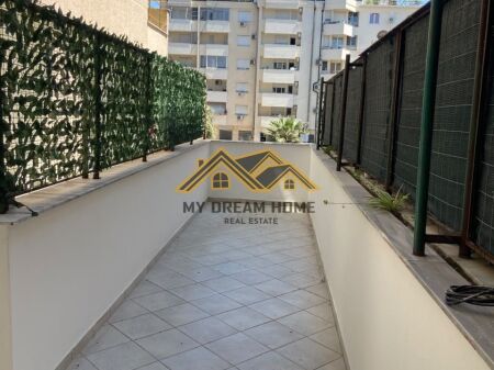 SHITET APARTAMENT 1+1+VERAND URA DAJLANIT PLAZH DURRES!