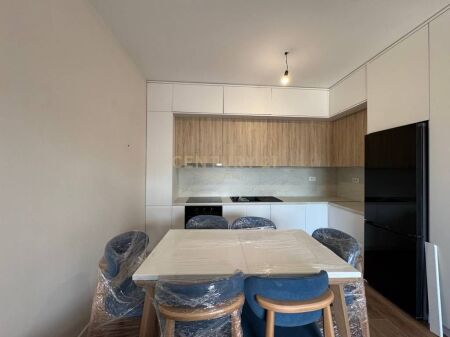 🏡 Shitet Apartament 2+1 + Parkim në Rezidencën Aura