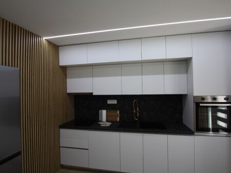 Studio apartment Behind Vodafone 21 Dhjetori