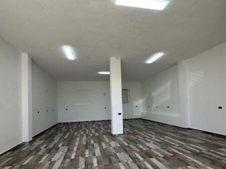 Rent | Magazinë | Kodra E. Priftit | 500 €/month