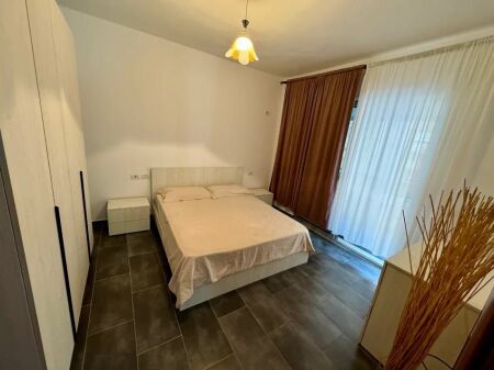 Jepet Me Qera Apartament 2+1+1 Ballkon