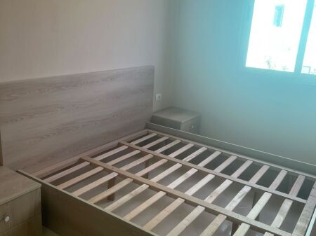Shitet Apartament 1+1 i mobiluar ne Golem