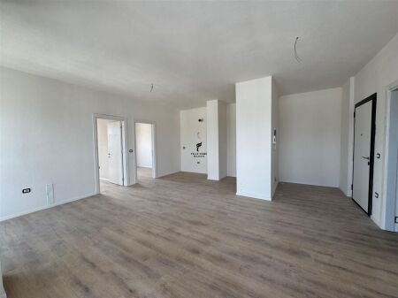 FOR SALE APARTMENT 2+1 FORMER AVIATION FIELD 180,000 EURO FH-76905