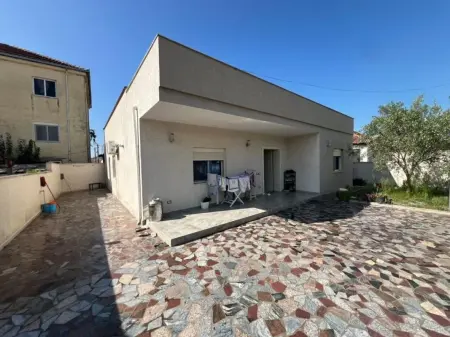 Private House for Sale at 4 Rrugët, Shijak