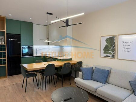 Qera, Apartament 2+1, Ish Parku i Autobuzave, Tiranë.