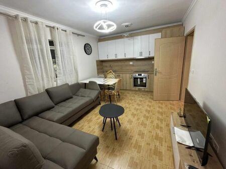 Rent, Apartment 2+1, Manastir Congress Street, 50,000 Lek/month