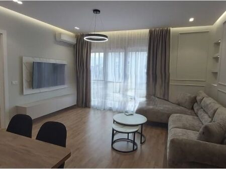 Apartament 1+1 Me Qira në Ish Fusha e Aviacionit, Tiranë - 650€