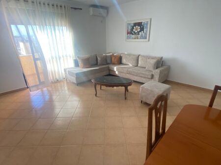 ✨ Apartament modern me qera – 1+1 Ish Parku I Autobuzave  Tiranë ✨
