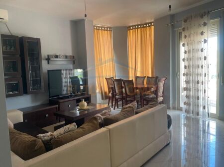 SHITET APARTAMENT 2+1 , TUFINE, RRUGA MYSLYM KETA