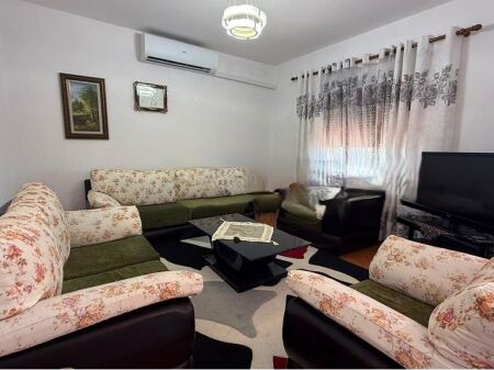 PIANO VILLA 2+1 IN AFFITTO A SHKOZE! 370 € /Mese