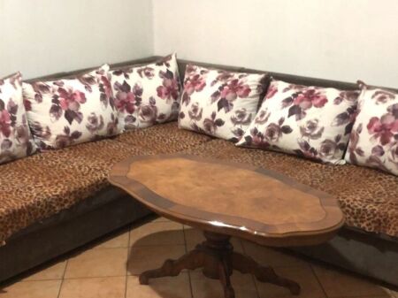 Apartament 2+1 me qira - Komisariatit të Policisë Nr. 4 !