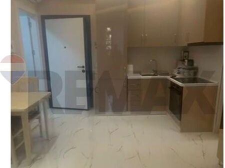 Apartament 1+1 per qira tek Shkolla e Bashkuar!