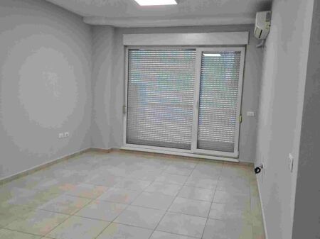 JEPET ZYRE ME QERA 60M2 21 DHJETORI