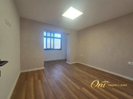 JEPET ZYRE ME QERA 80M2 BRRYLI