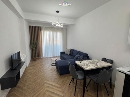 Apartament Me Qera 1+1 Tek Kompleksi Golden Park (ID B2101731) Tirane
