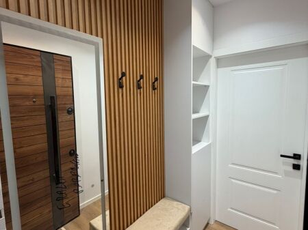 1+1,uninhabited,21 December at the World Cup,700 euro