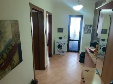 Rent | Apartament 1 + 1 | Rruga 5 Maji | 350 €/month