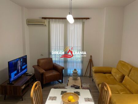 Jepet Apartament 1+1 Rruga Dibres afer  shkolles Misto Mame.(ID 4219499)