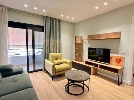 FOR RENT: 1+1 Apartment 📍 Komuna e Parisit (Near Bar Oslo) – 2nd Floor – 70,000 ALL/Month – 70 m² – 100% New and Recently Renovated ✨