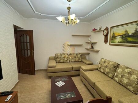 Qira,Apartament 1+1,Xhamllik,40.000 Leke/Muaj