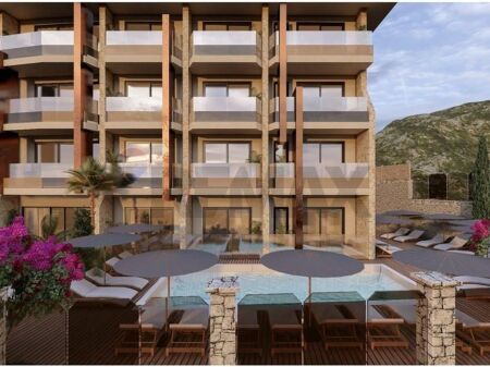 Vendesi Hotel di Lusso a Himarë, Vicino al Mare
