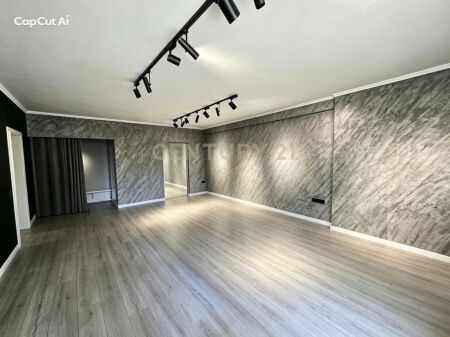 Locale ufficio in vendita vicino al Nuovo Bazaar! 142.000 €