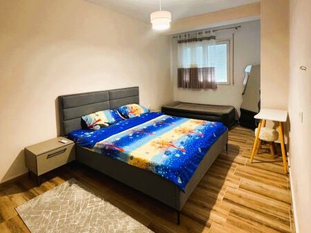 🏡 Shitet Apartament 1+1 në Golem – Tek Pishat e Buta 🌊