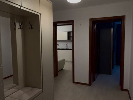 JEPET ME QIRA APARTAMENT 1+1 VLORË