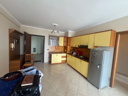 Appartamento 1+1 in affitto a 21 Dhjetori vicino a Joena