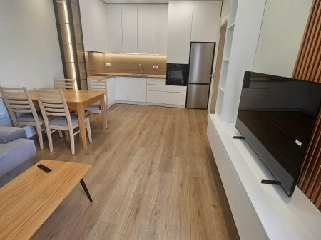 Jepet me qira apartament modern 1+1+ post parkimi 🚗