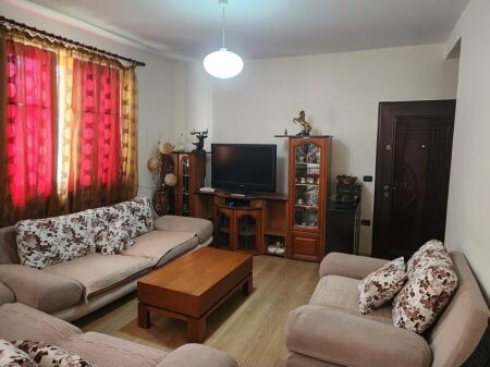 Apartament 2+1 per qira te Siri Kodra