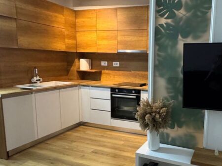 Super apartament me qera 2+1 perballe Pediatrise