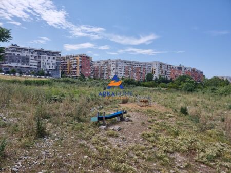JEPET TOKË ME QERA PËR PARKIM 3000M2 "NË YZBERISHT" 1000 EURO