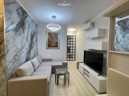 Appartamento In Affitto 1+1+Studio Vicino al ex Mercato Elettrico (ID B2101427) Tirana